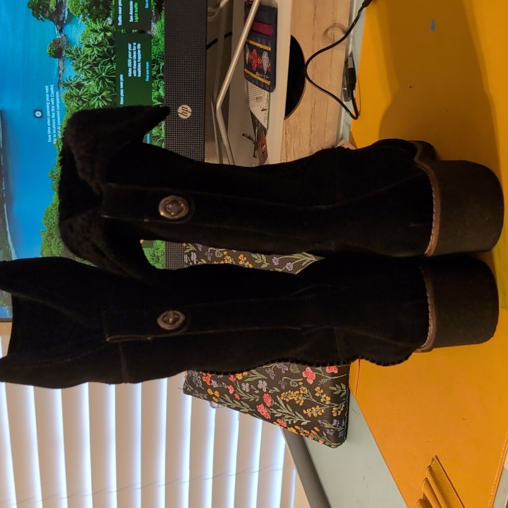Coach black suede leather shearling turnlock knee-high boots. Size - Picture 2 of 4